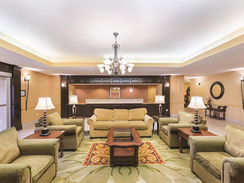 La Quinta By Wyndham East At Normandy 3*