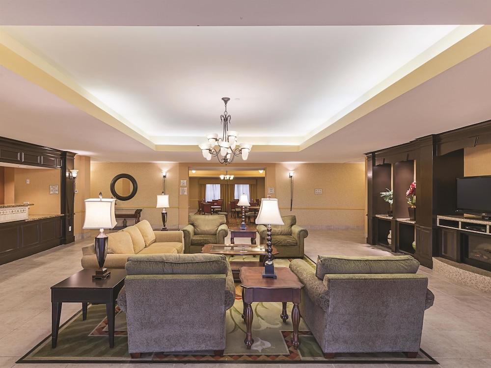 Hotel La Quinta By Wyndham East At Normandy 3*