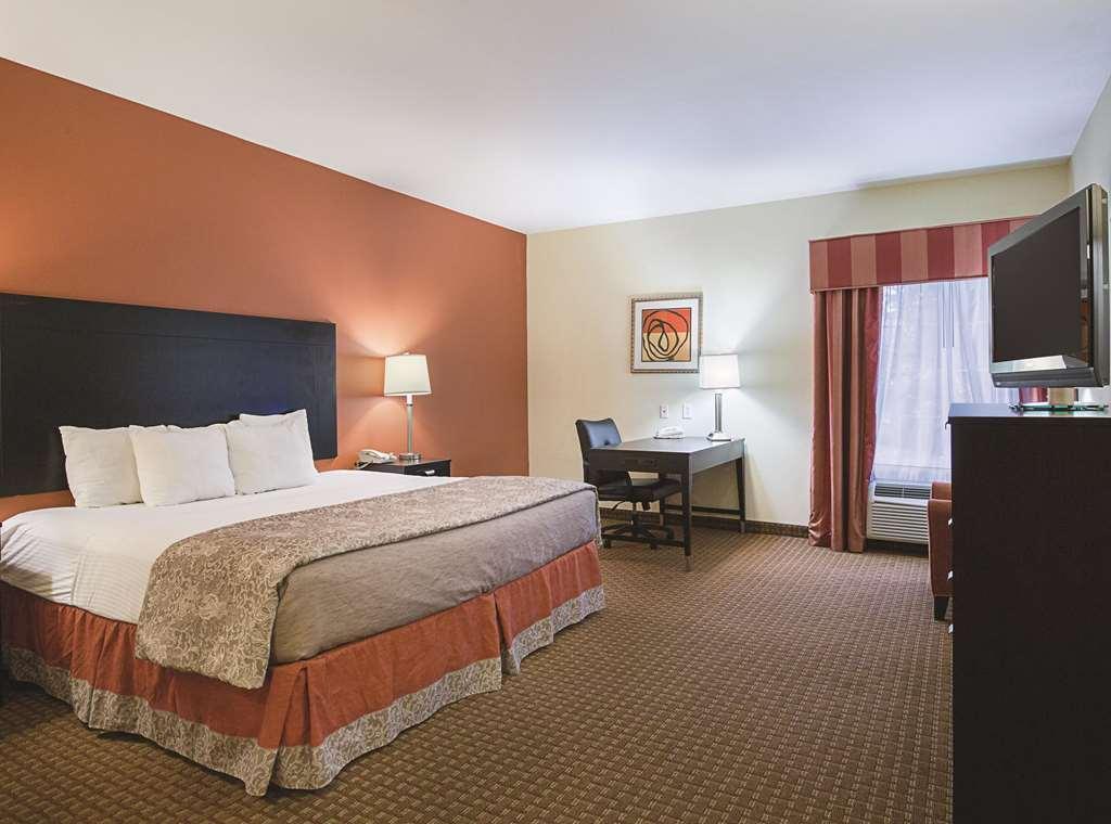 Hotel La Quinta By Wyndham East At Normandy