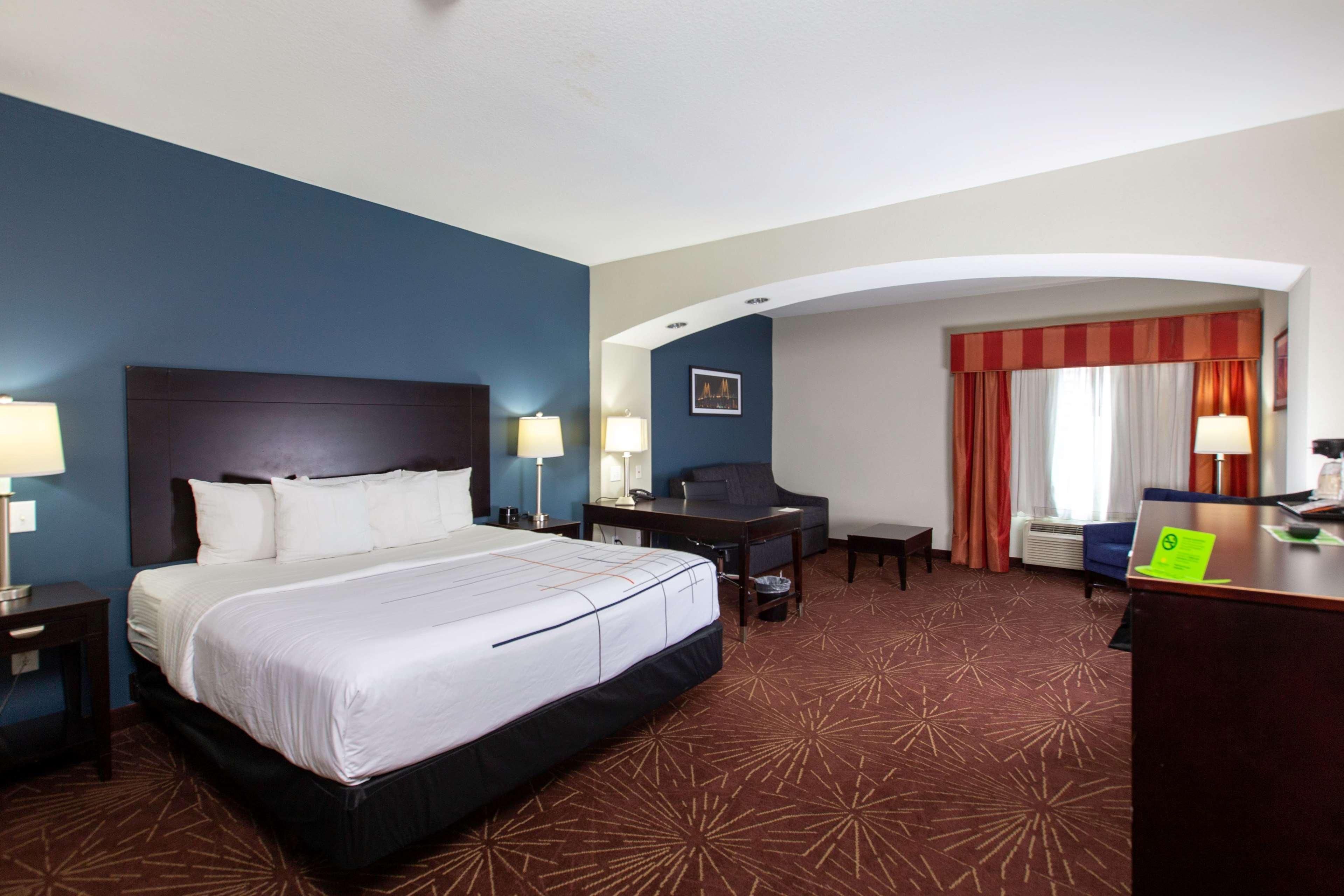 Hotel La Quinta By Wyndham East At Normandy Houston