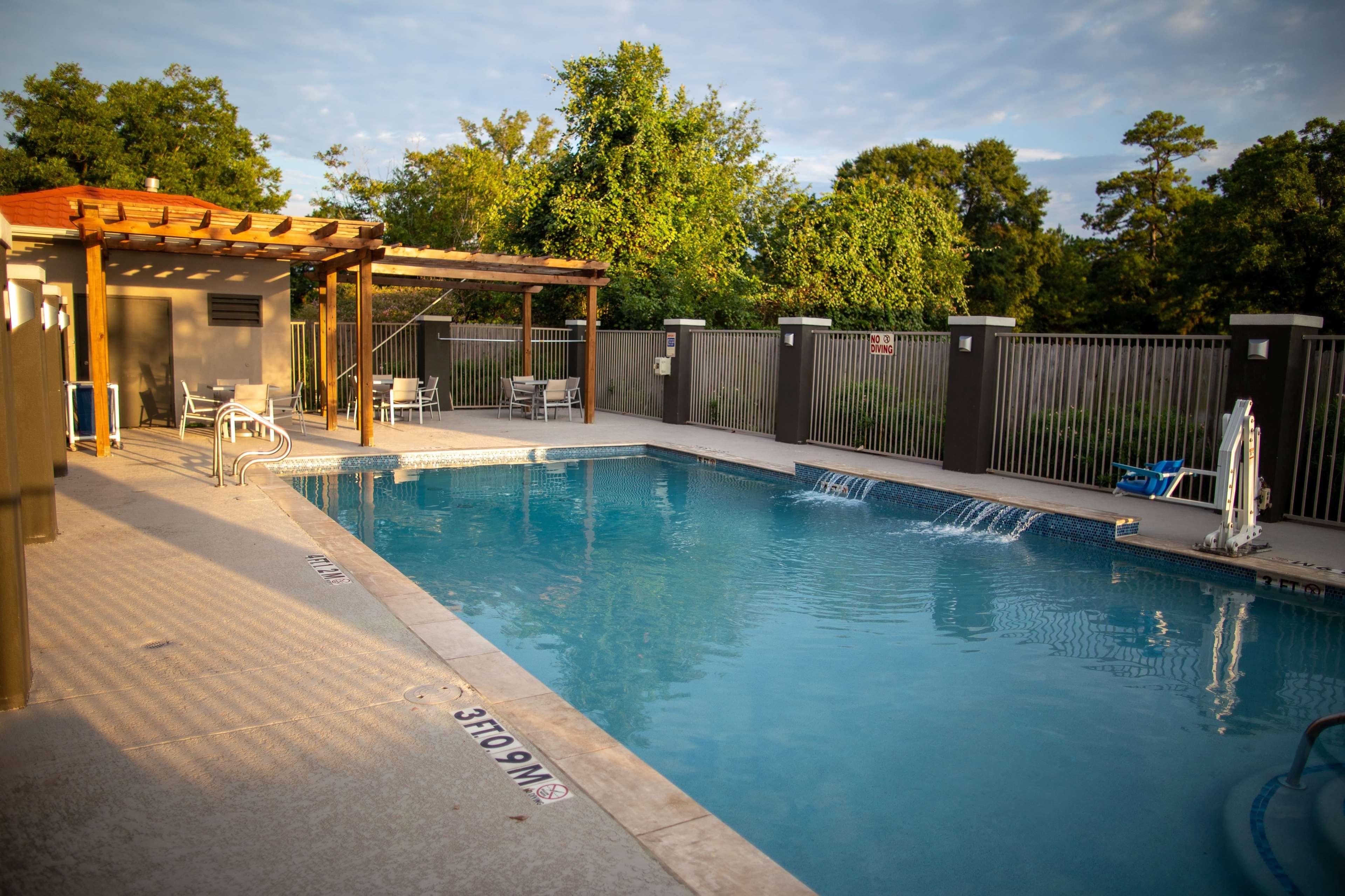 Hotel La Quinta By Wyndham East At Normandy 3*
