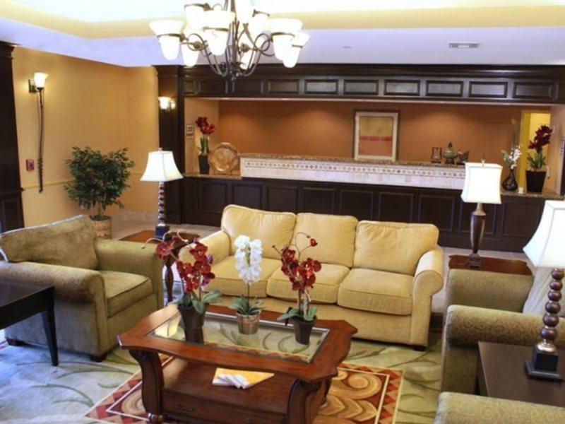 La Quinta By Wyndham East At Normandy